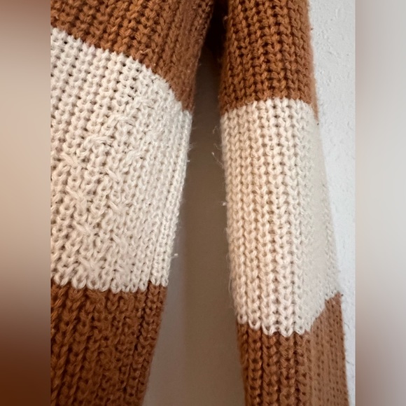 Forever 21 Chunky Sweater S - Picture 5 of 5